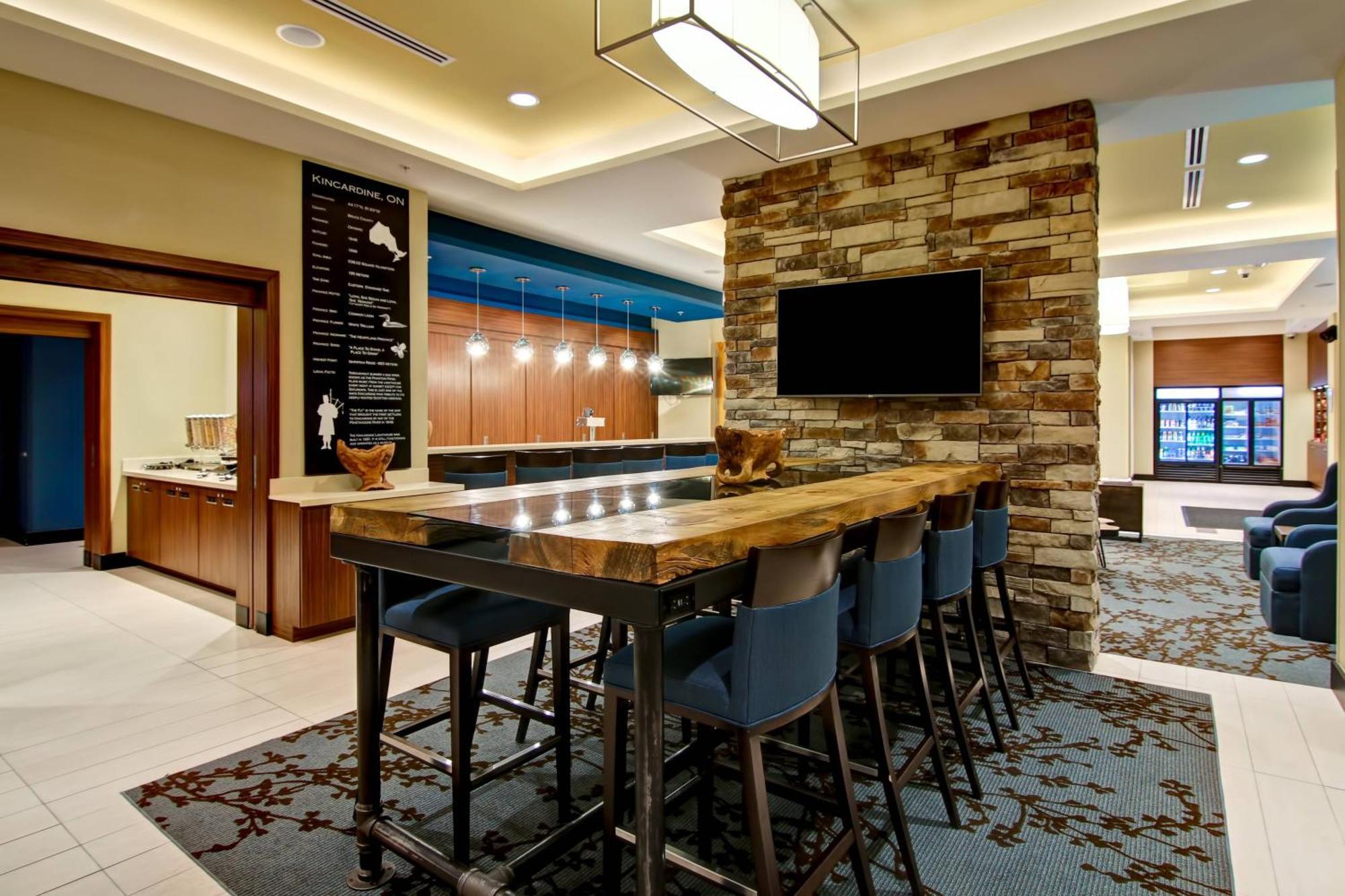 Towneplace Suites By Marriott Kincardine Exterior photo