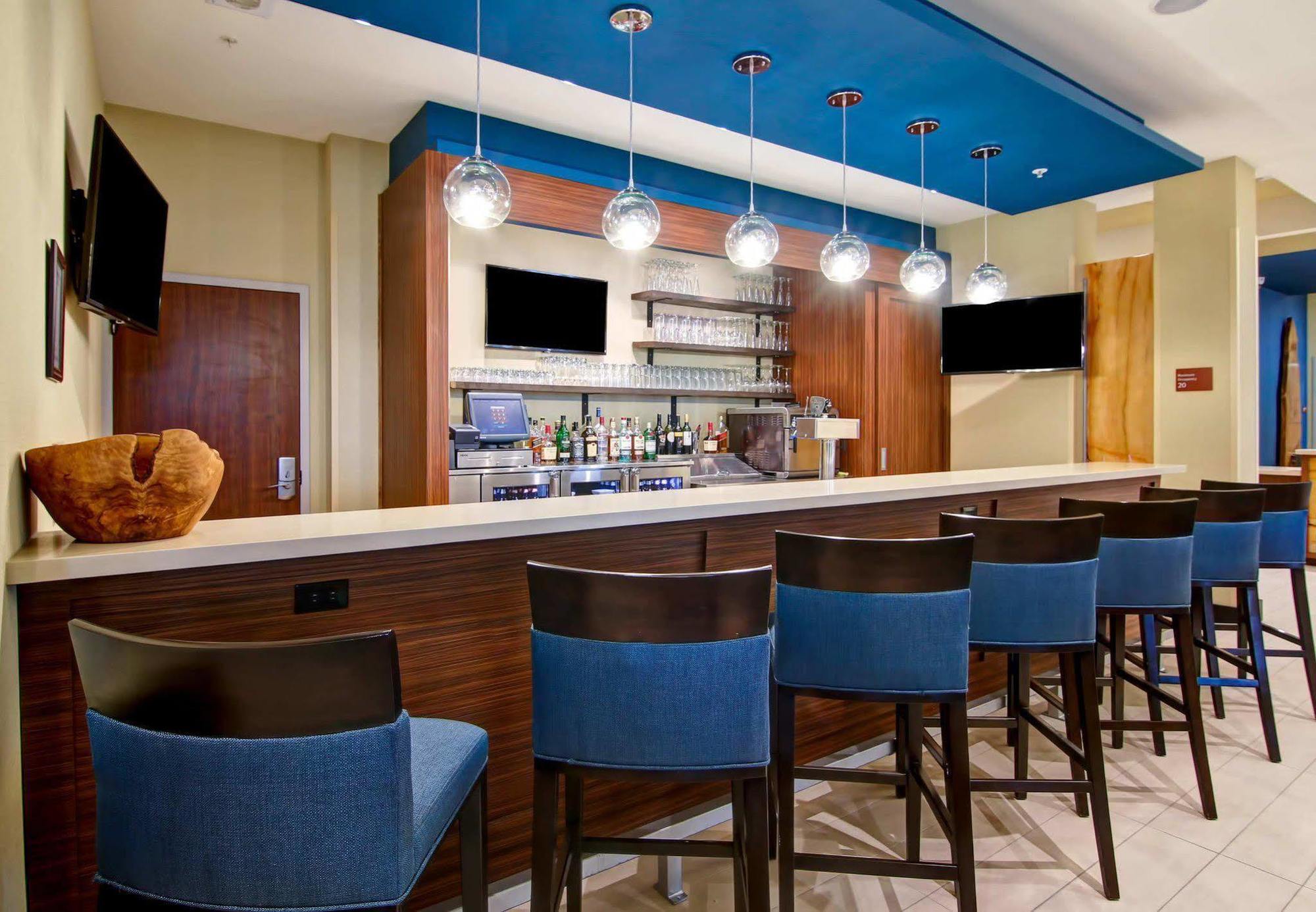 Towneplace Suites By Marriott Kincardine Exterior photo